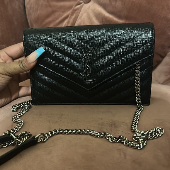 YSL WALLET CHAIN HANDBAG. black great condition purchased in Rome,italy - Picture 4 of 4